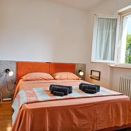 10 Minuti Da Gardaland Con Piscina E Giardino Salionze